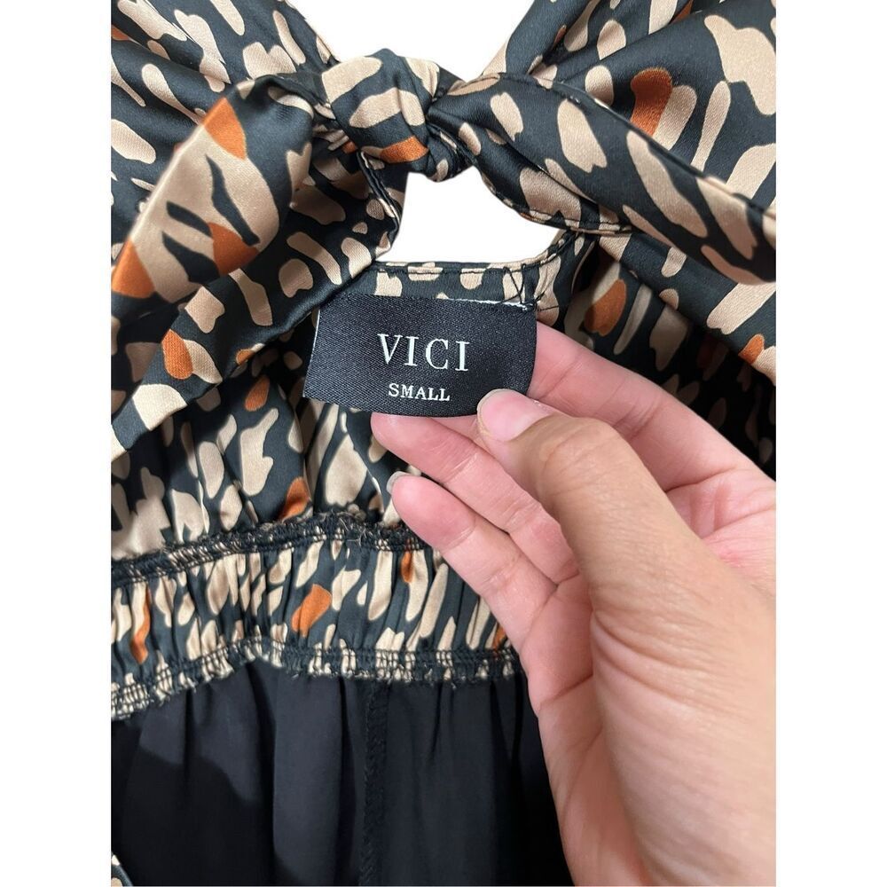 Vici Tie Front Cutout Midi Dress Modern Geometric Cheetah Print Size‎ Small - Picture 5 of 8